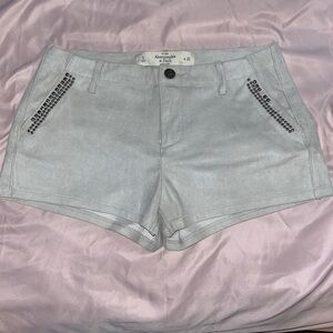 Abercrombie and Fitch size 25 XS womens girls beige taupe suede shorts w studs